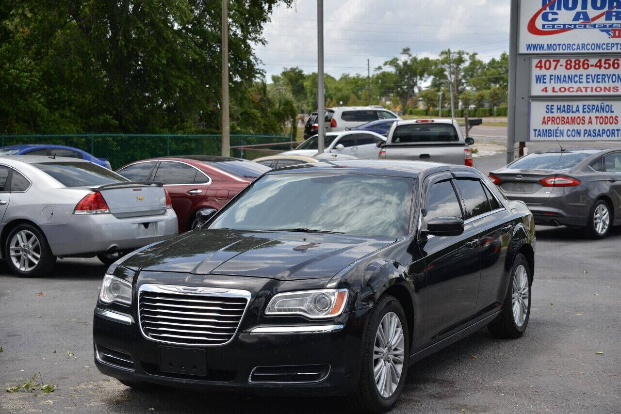 2014 CHRYSLER 300