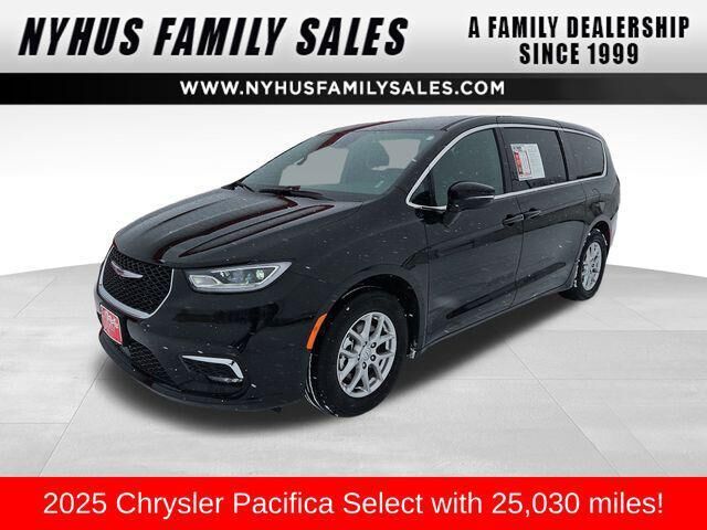 2025 CHRYSLER Pacifica