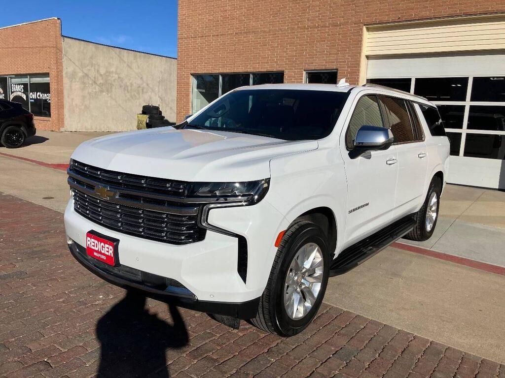2023 CHEVROLET Suburban