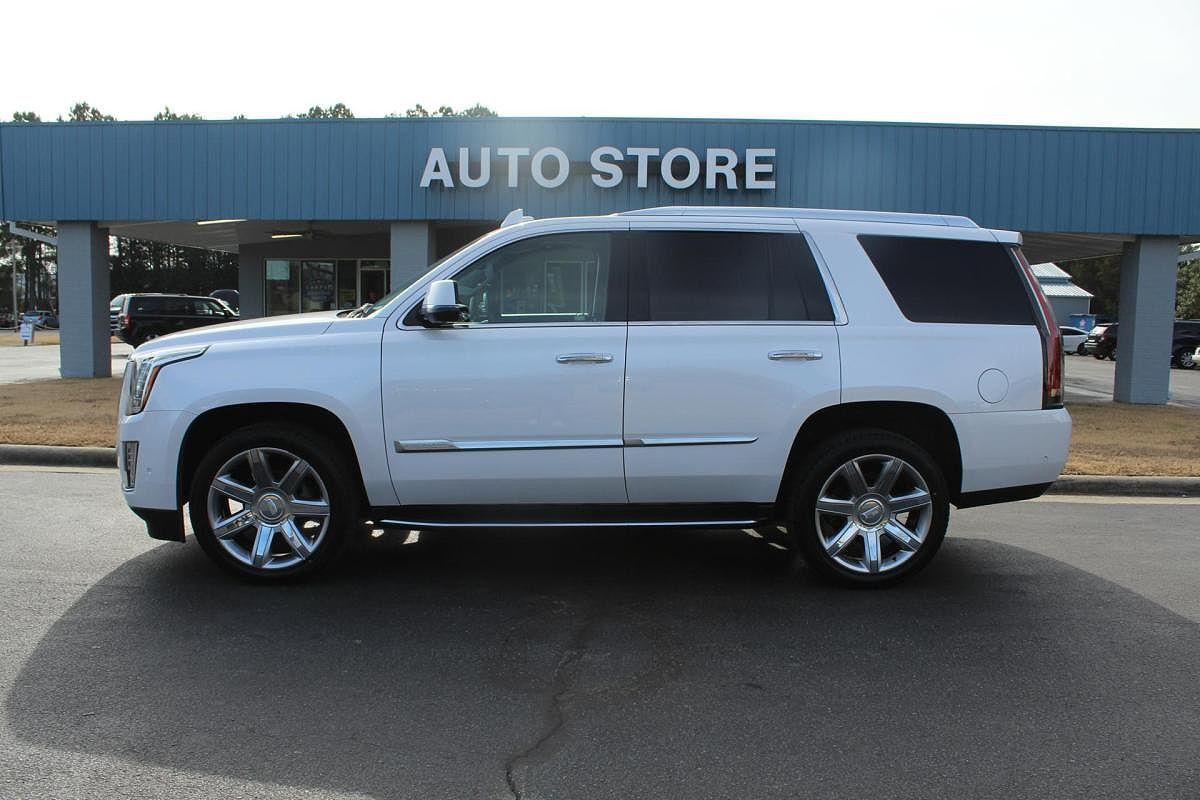 2019 CADILLAC Escalade