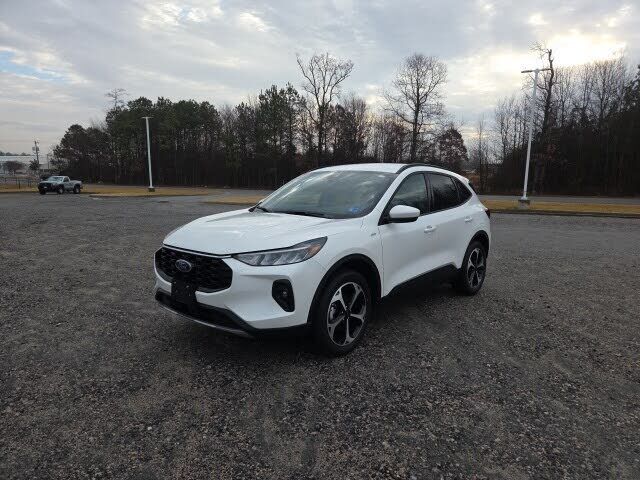 2025 FORD Escape
