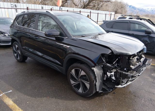 2024 VOLKSWAGEN Taos 4Motion