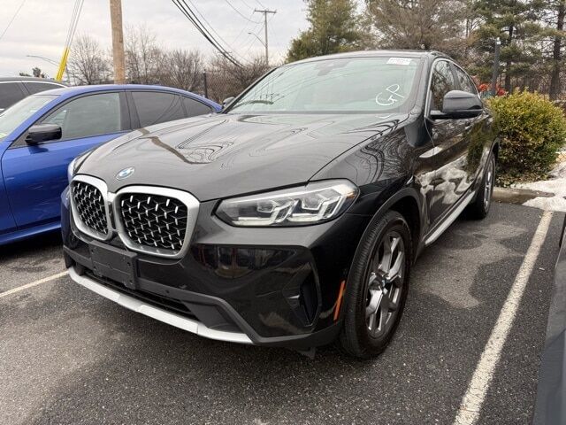 2023 BMW X4