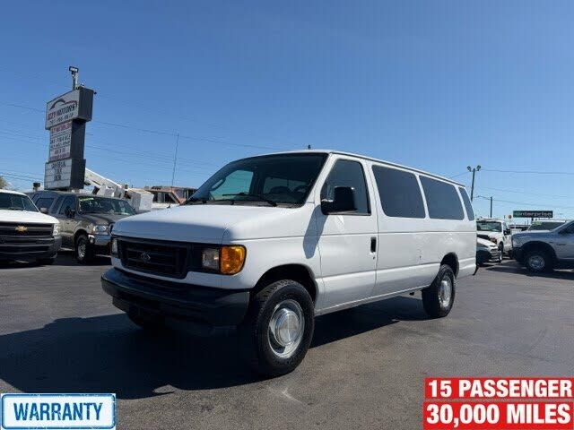 2006 FORD E-350