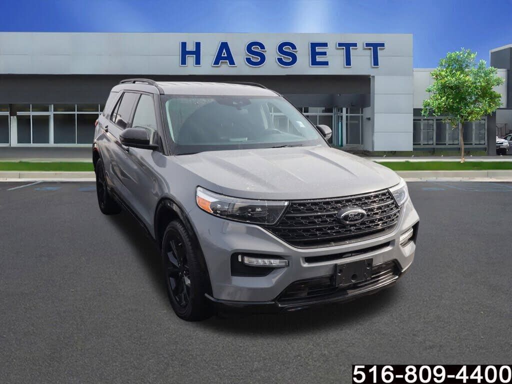 2021 FORD Explorer