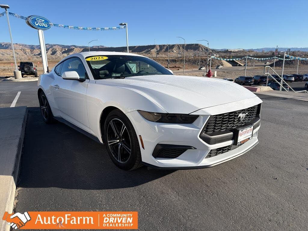 2025 FORD Mustang