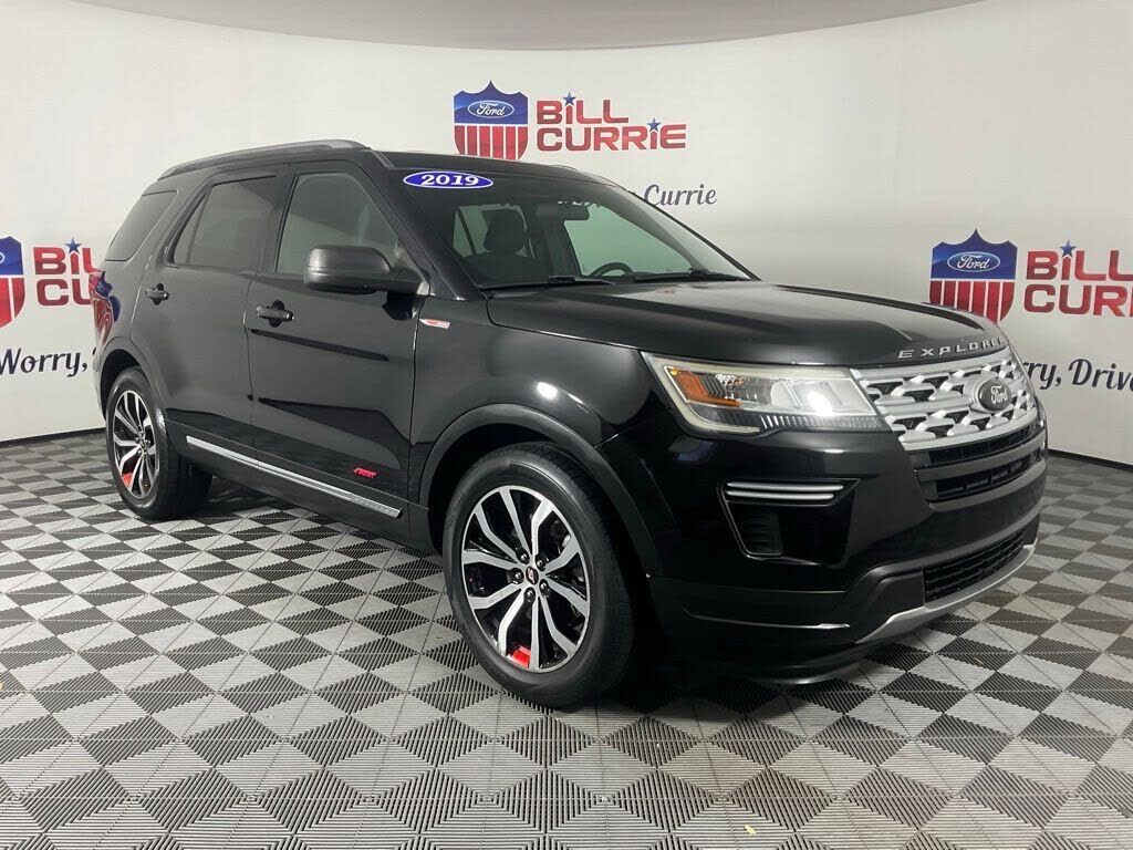 2019 FORD Explorer