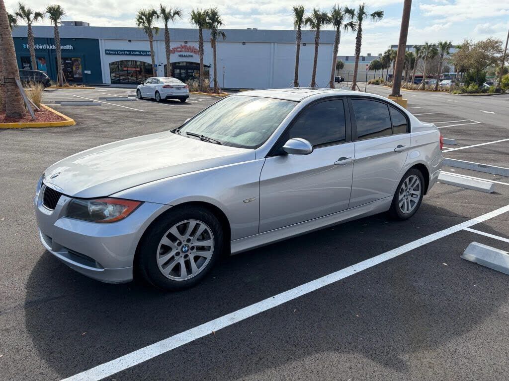 BMW 328i