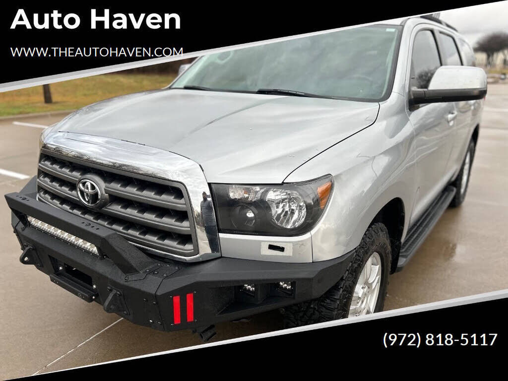 2014 TOYOTA Sequoia