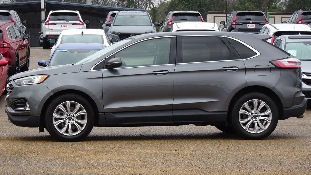 2022 FORD Edge
