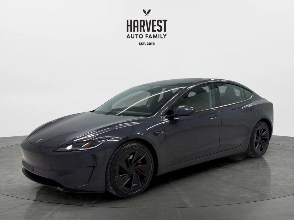 2025 TESLA Model 3
