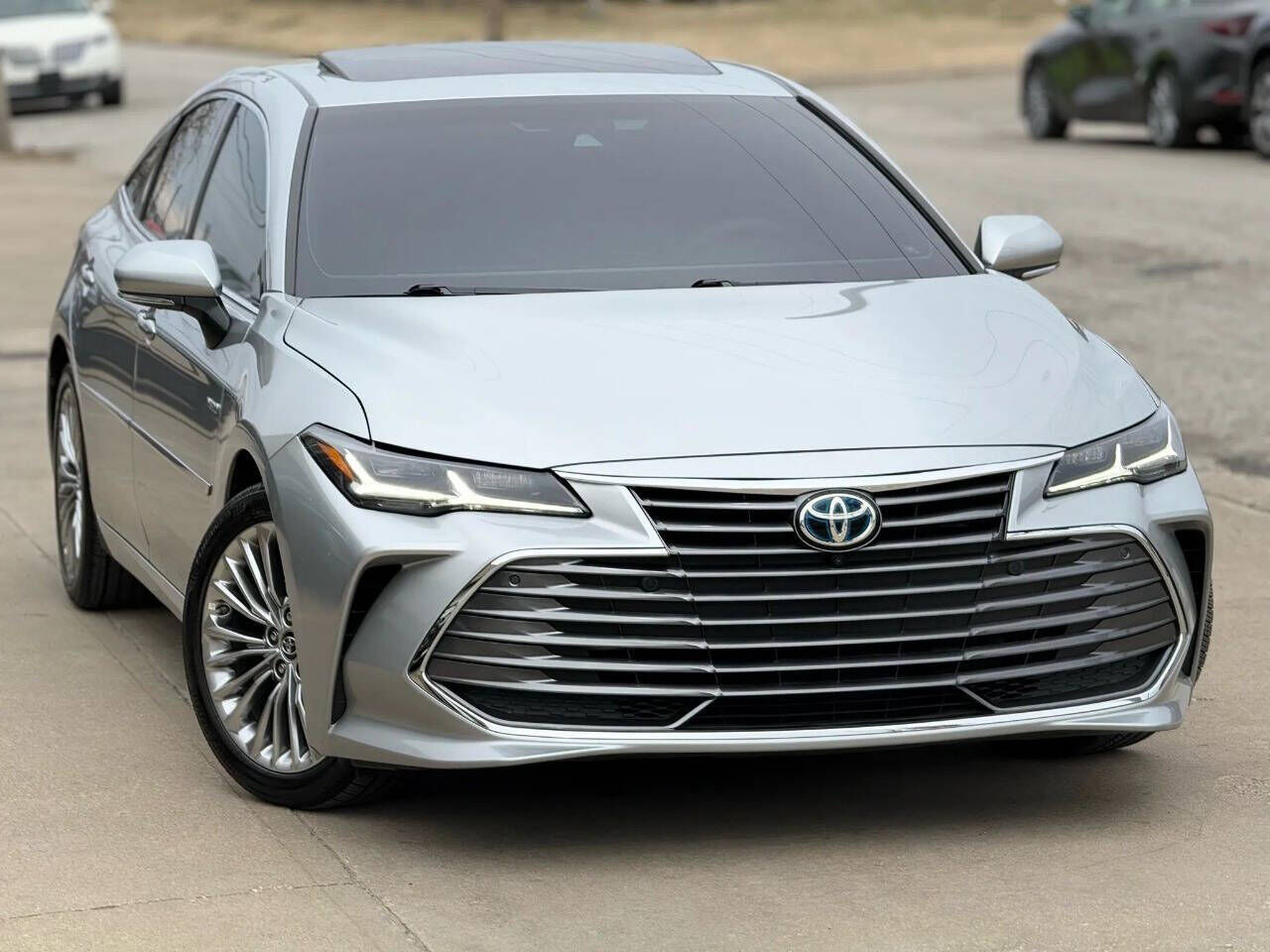 2019 TOYOTA Avalon