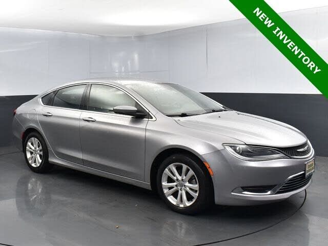 2016 CHRYSLER 200