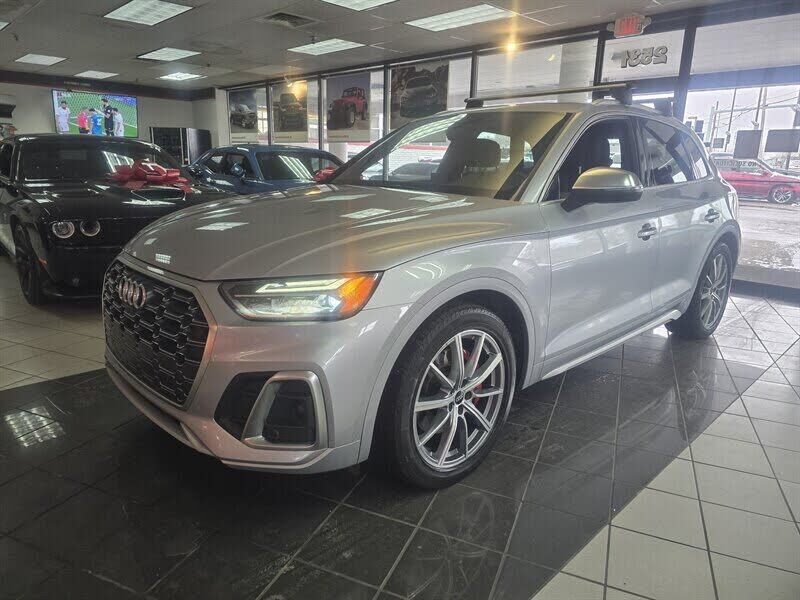 2021 AUDI SQ5