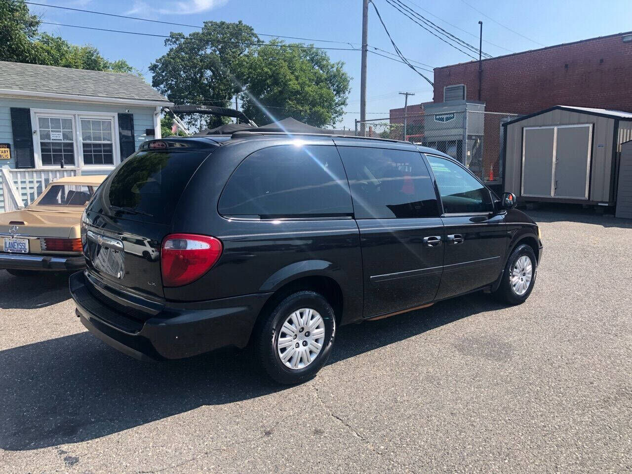 2005 CHRYSLER Town and Country