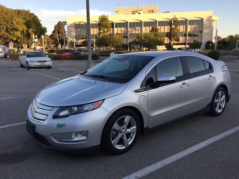 2013 CHEVROLET Volt