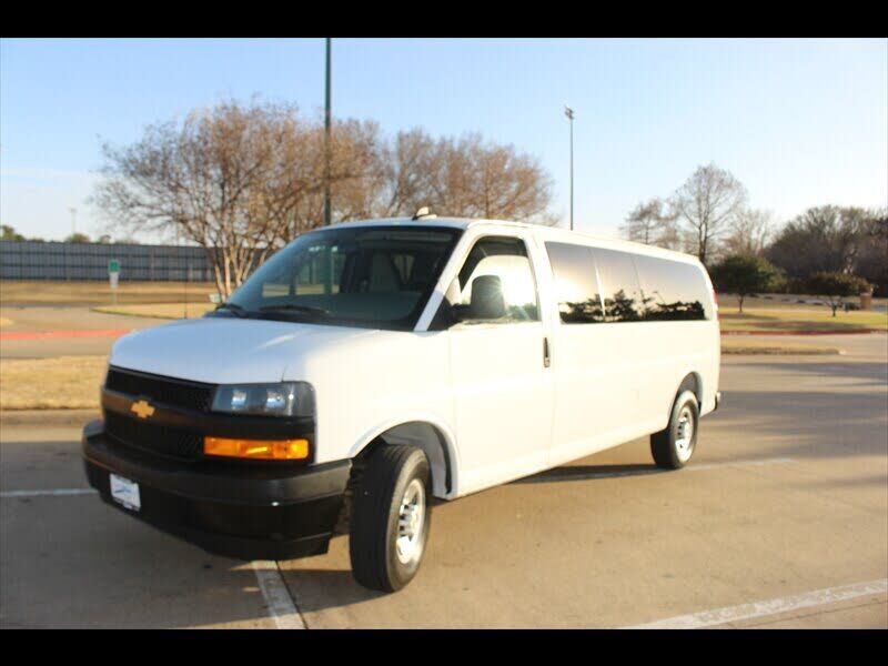 2025 CHEVROLET Express
