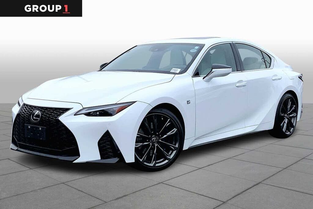 2023 LEXUS IS