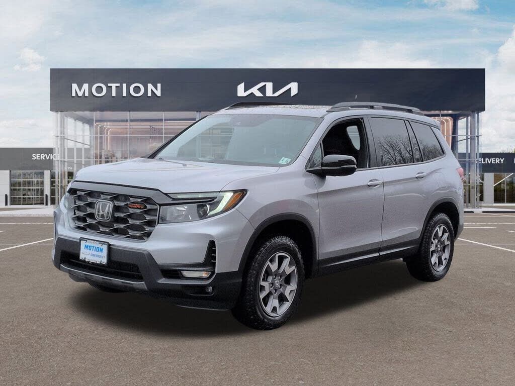 2023 HONDA Passport