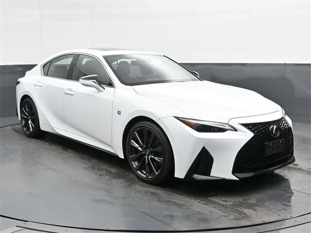 2023 LEXUS IS