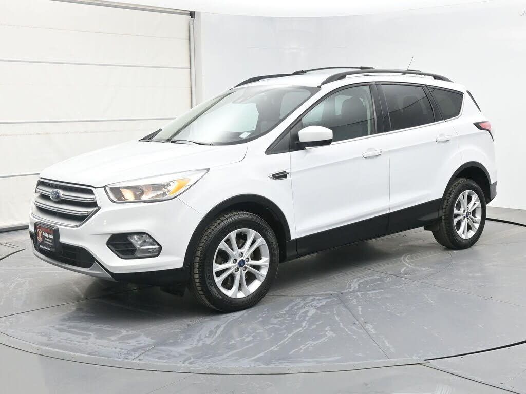 2018 FORD Escape