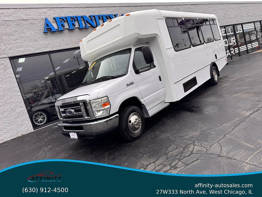 2015 FORD E-450
