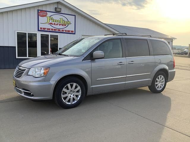 2015 CHRYSLER Town and Country
