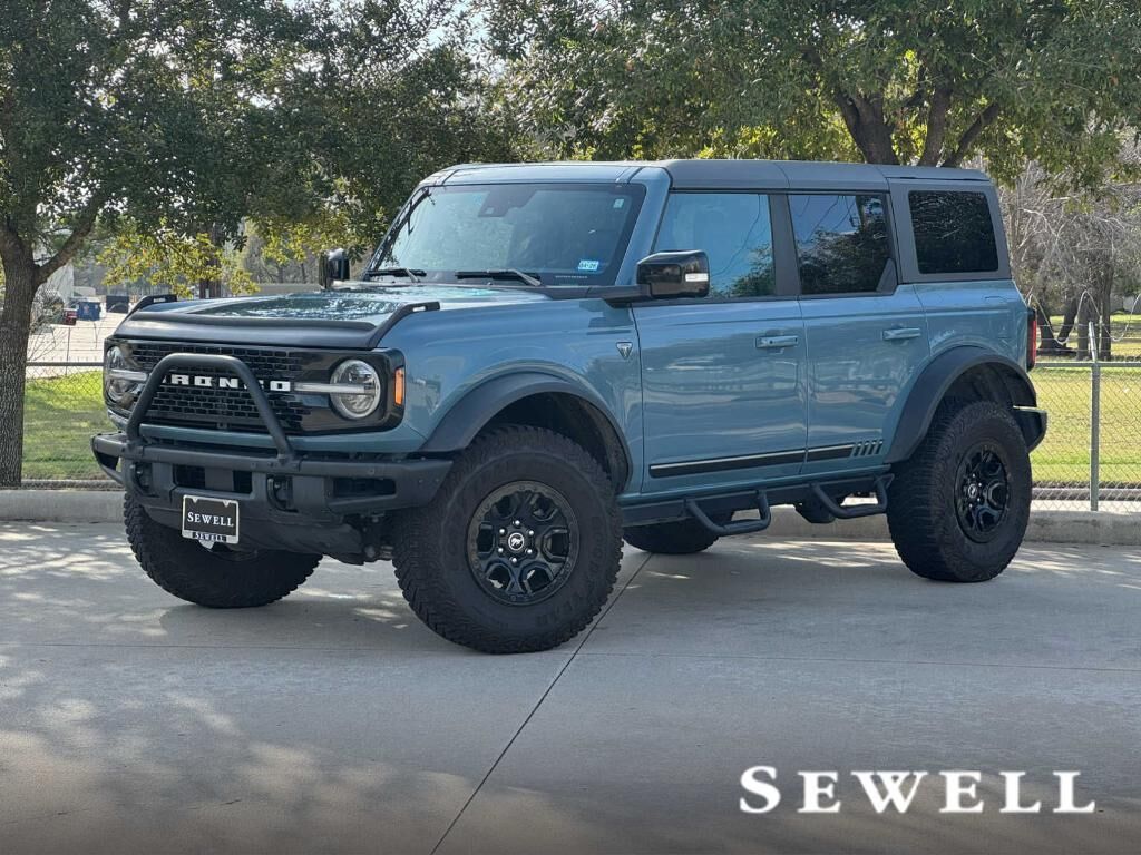 2021 FORD Bronco