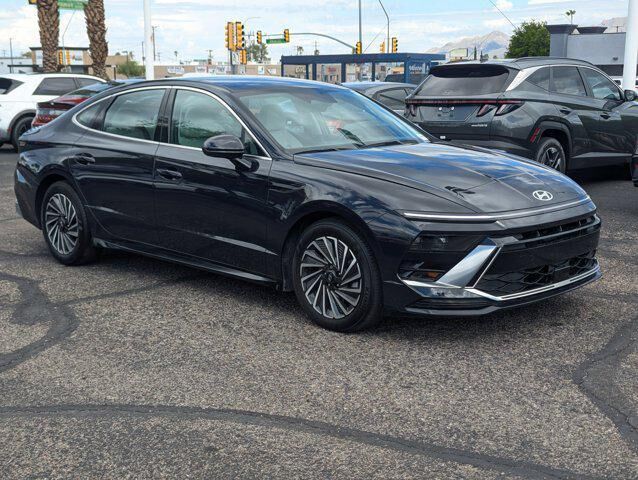 2025 HYUNDAI Sonata
