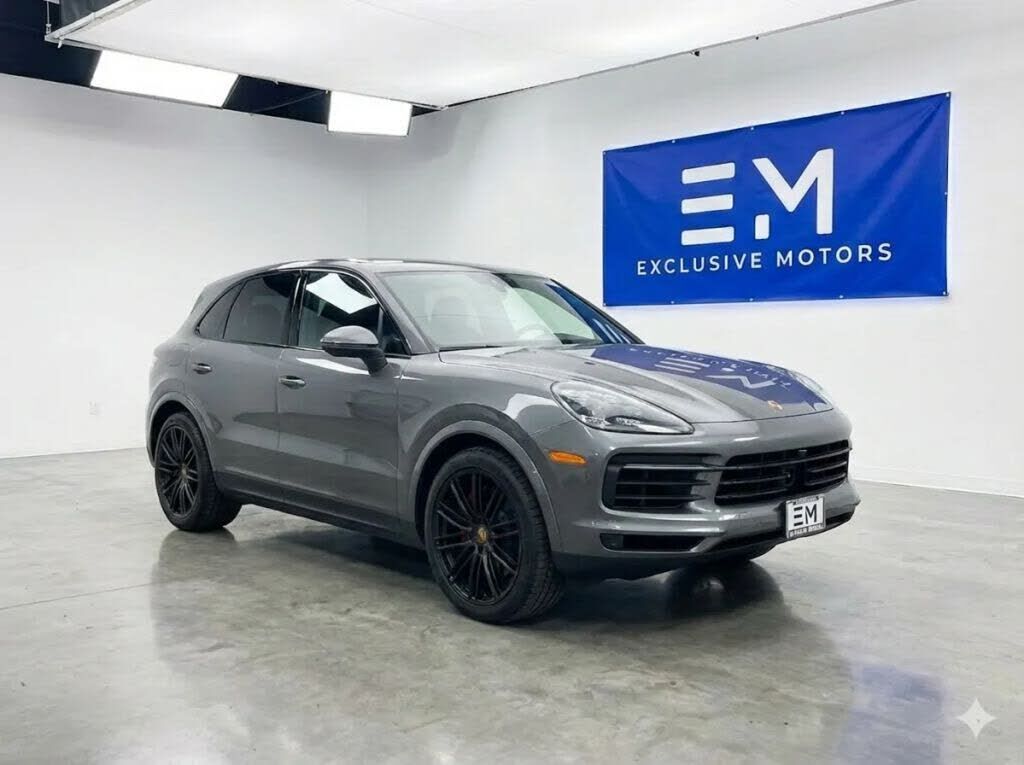 2019 PORSCHE Cayenne
