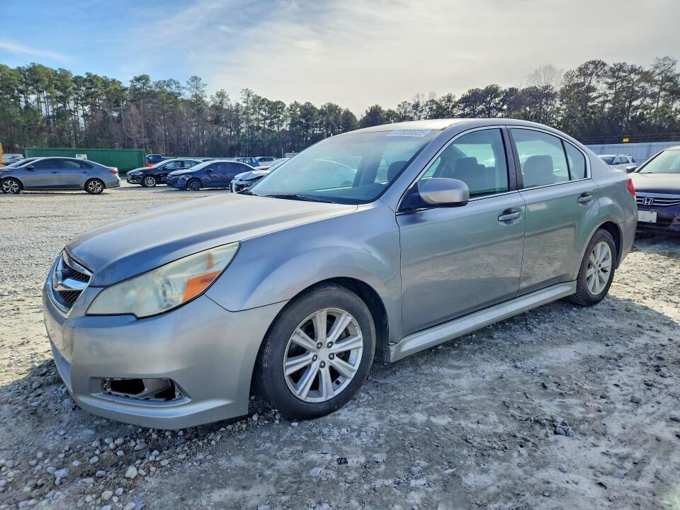 2010 SUBARU Legacy
