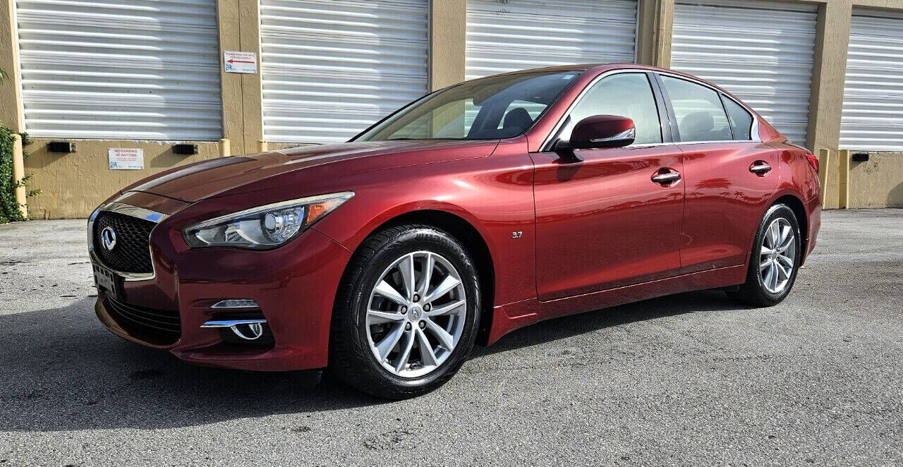 2014 INFINITI Q50