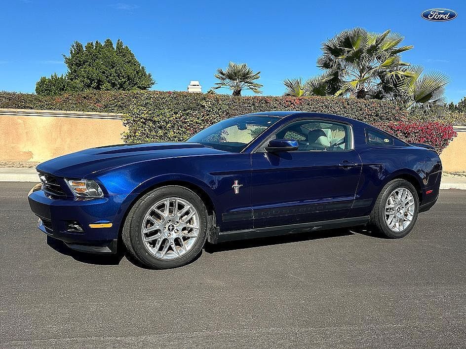 2012 FORD Mustang