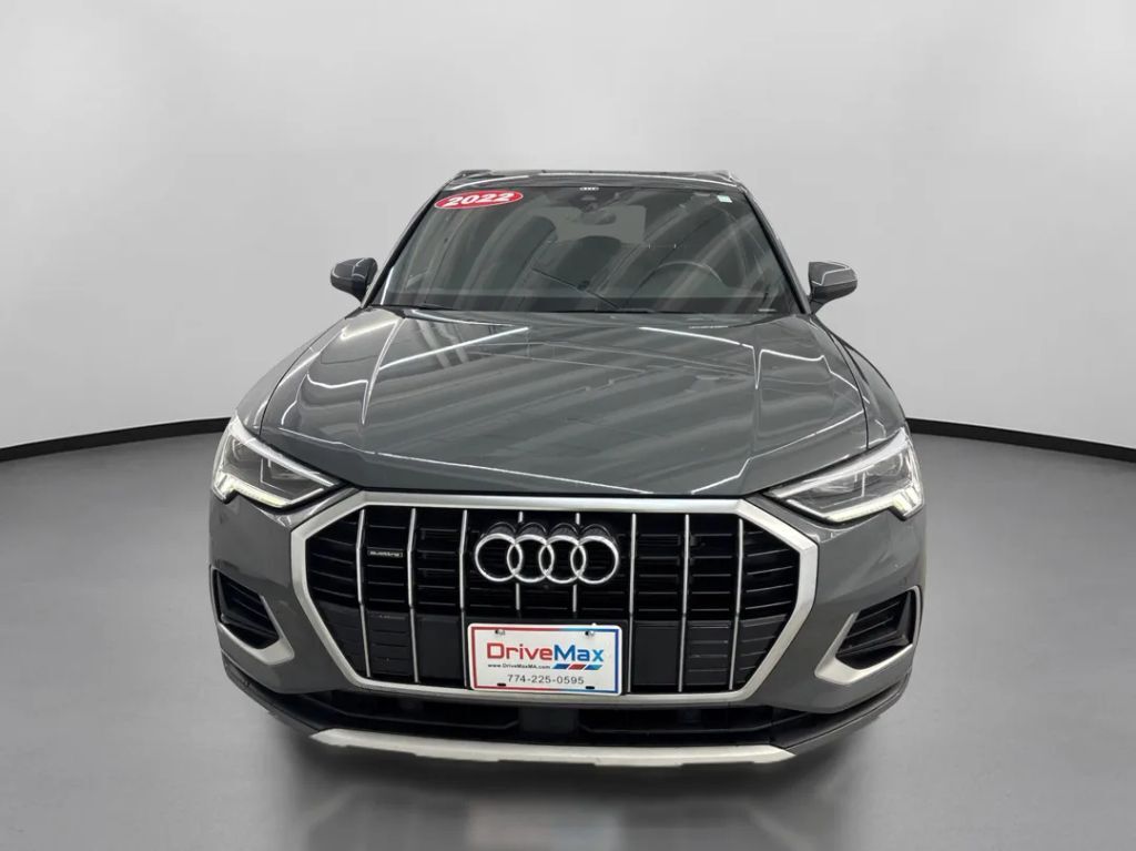 2022 Audi Q3