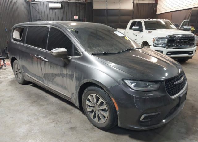 2022 CHRYSLER Pacifica