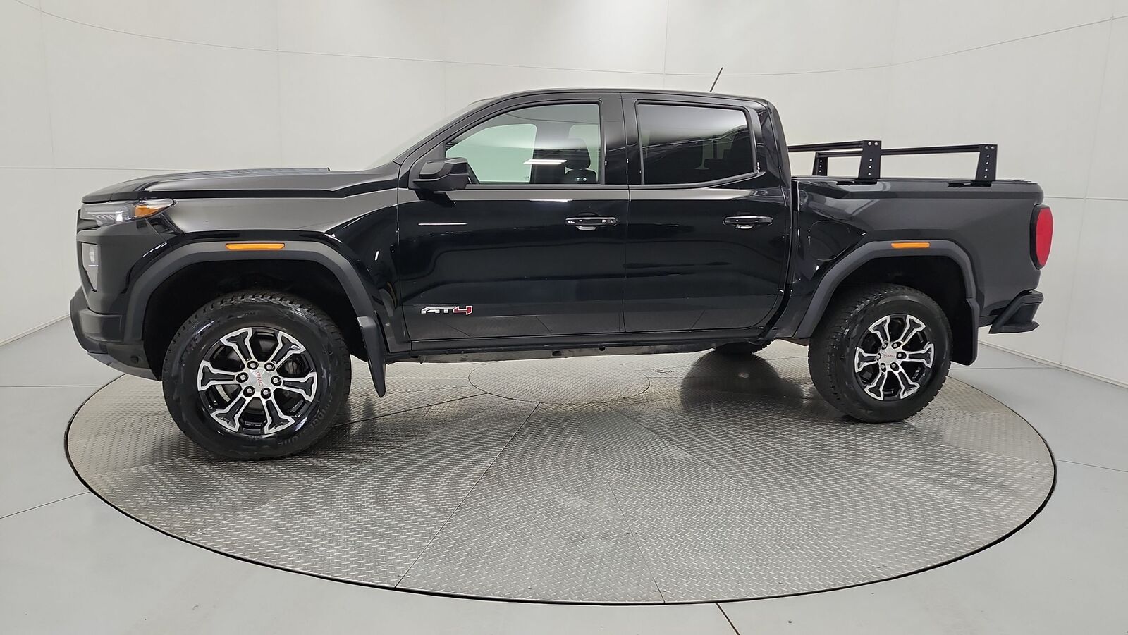 2024 GMC Canyon