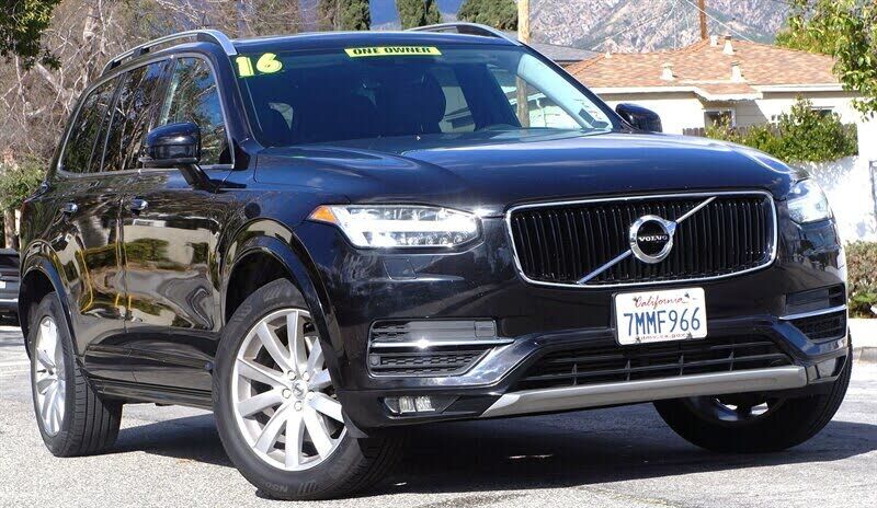 2016 VOLVO XC90