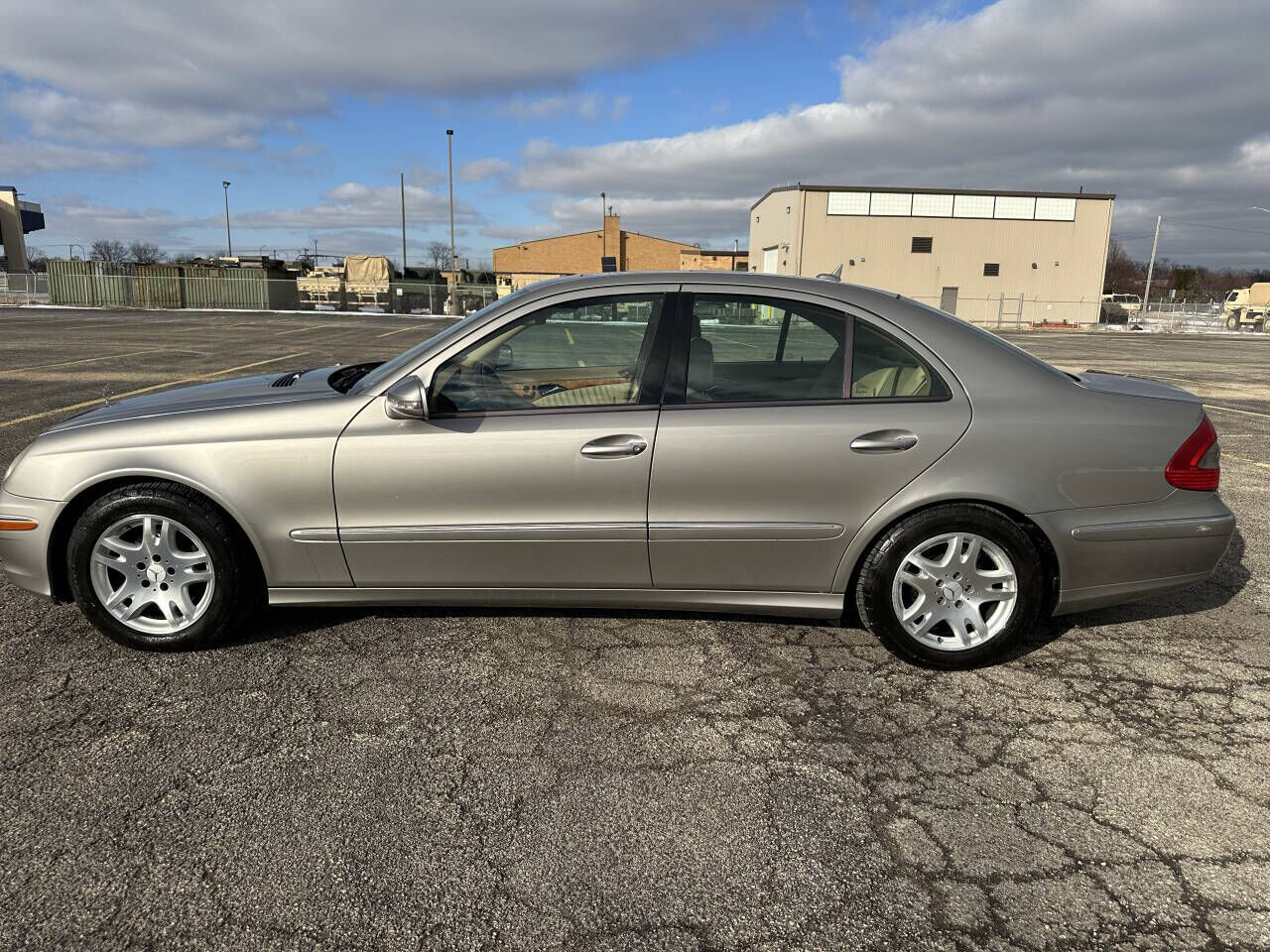 2007 MERCEDES-BENZ E-Class