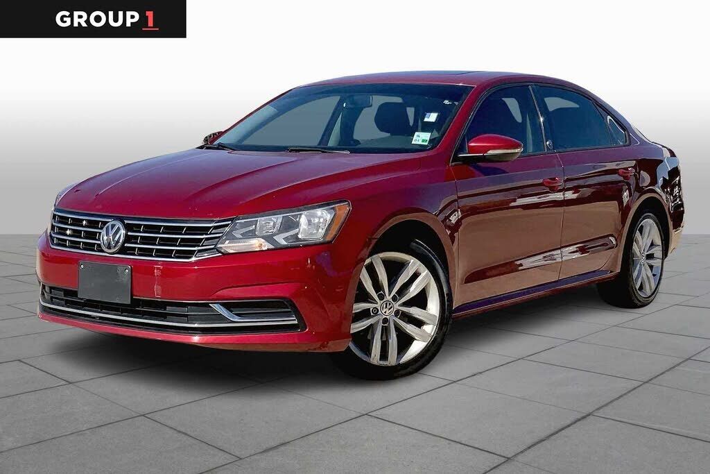 2019 VOLKSWAGEN Passat