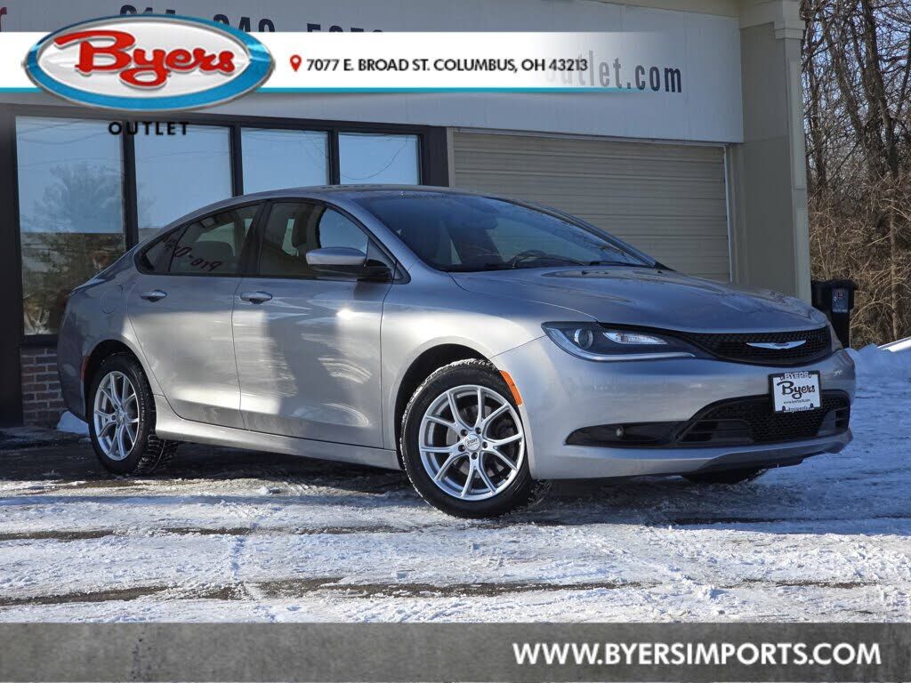 2016 CHRYSLER 200