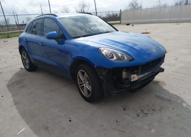 2018 PORSCHE Macan