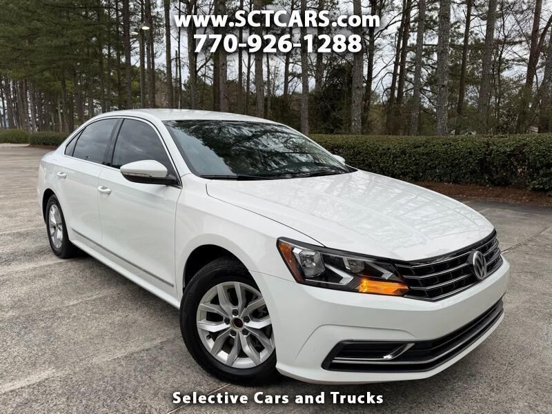 2017 VOLKSWAGEN Passat