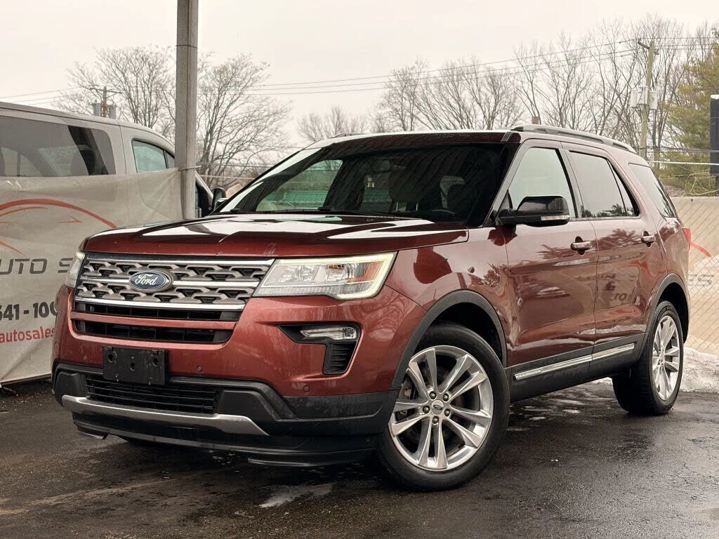 2018 FORD Explorer