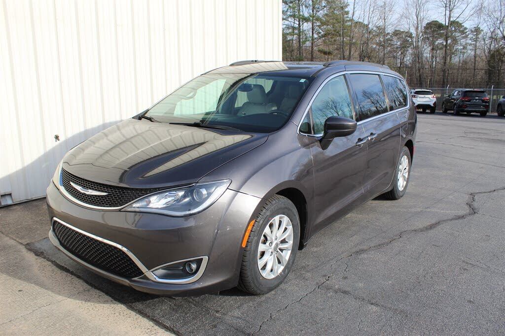 2017 CHRYSLER Pacifica