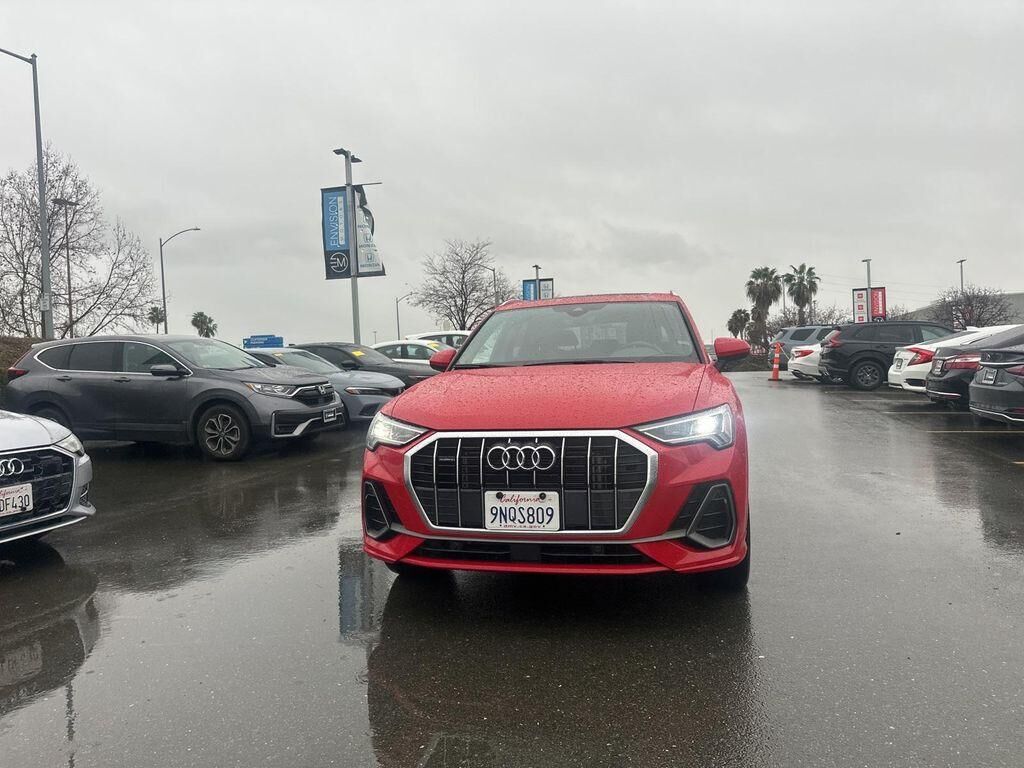 2025 AUDI Q3