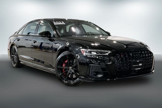 2023 AUDI S8