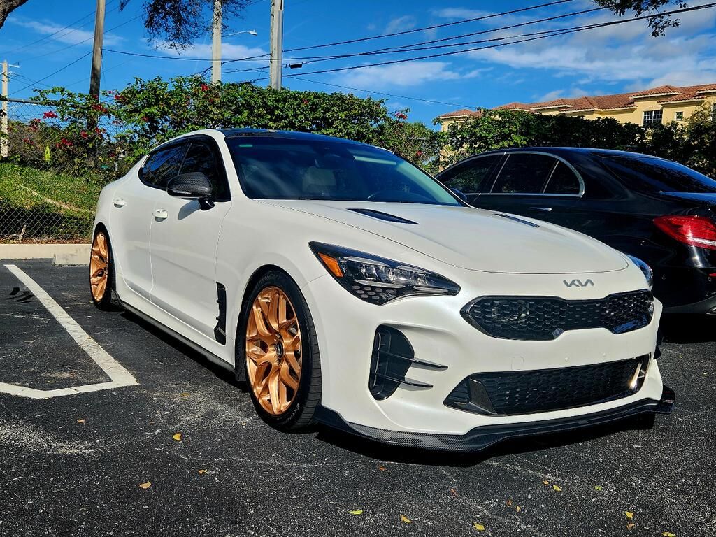 2022 KIA Stinger