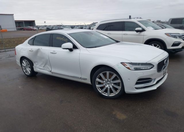 2018 VOLVO S90