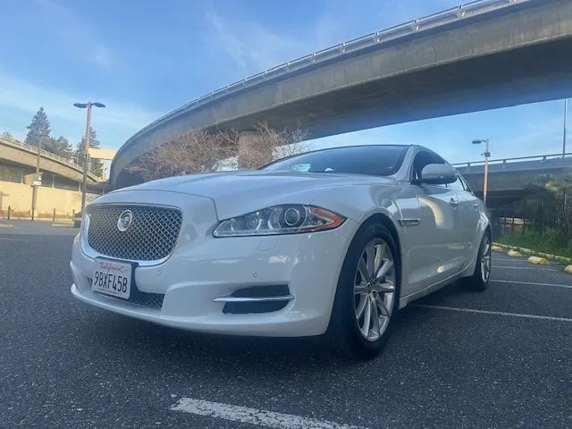 2013 JAGUAR XJ