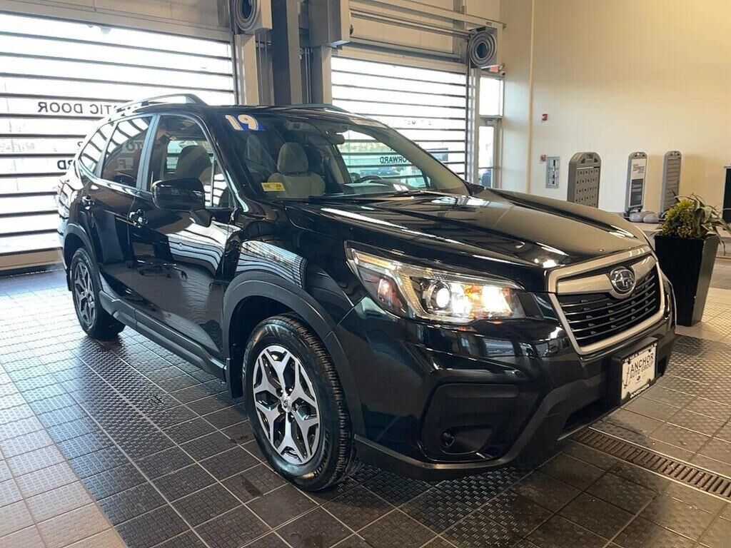 2019 SUBARU Forester